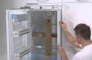 Установка встраиваемого холодильника в Коломне